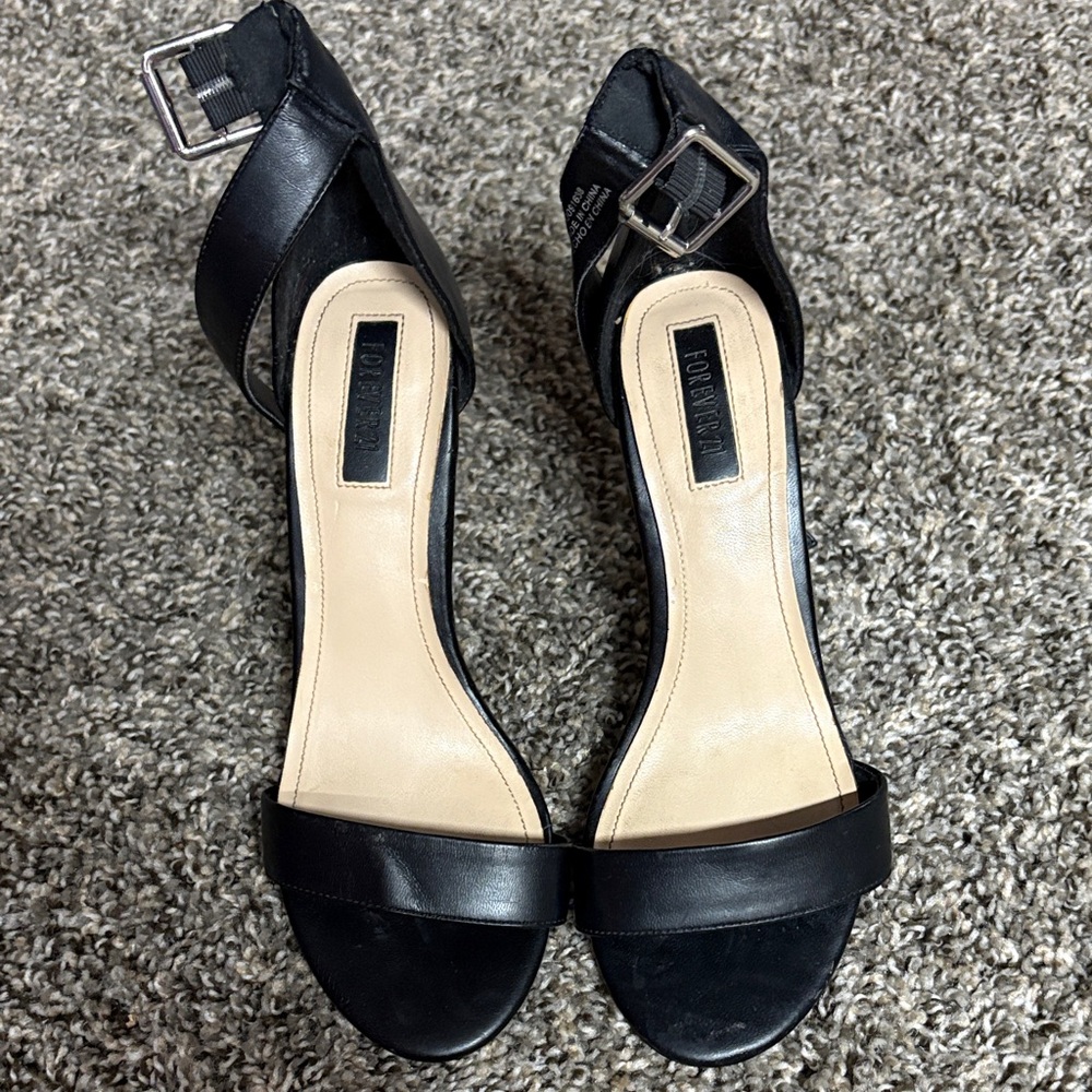 FOREVER 21 Black Strappy Heels